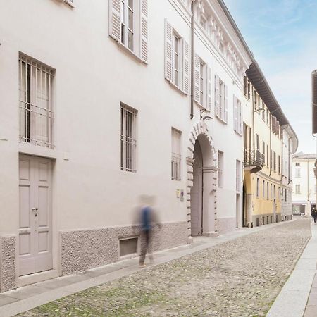 Sweet Home Pitti Крема Екстериор снимка