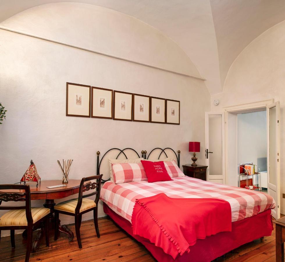 Sweet Home Pitti Крема Екстериор снимка